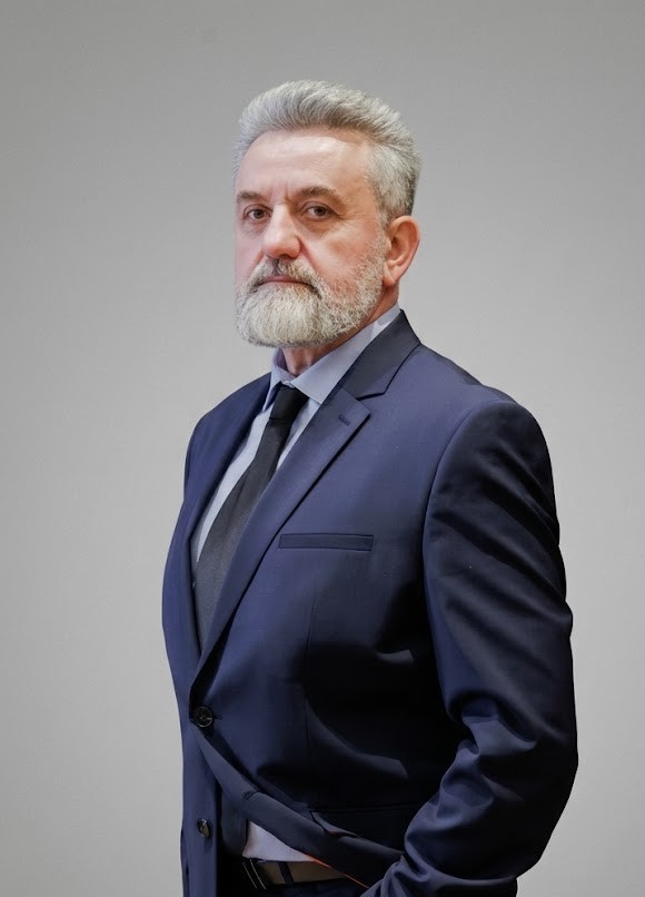 Αντώνης Τάκος, Μεσίτης και Εκτιμητής Ακινήτων, Sovereign Brokers